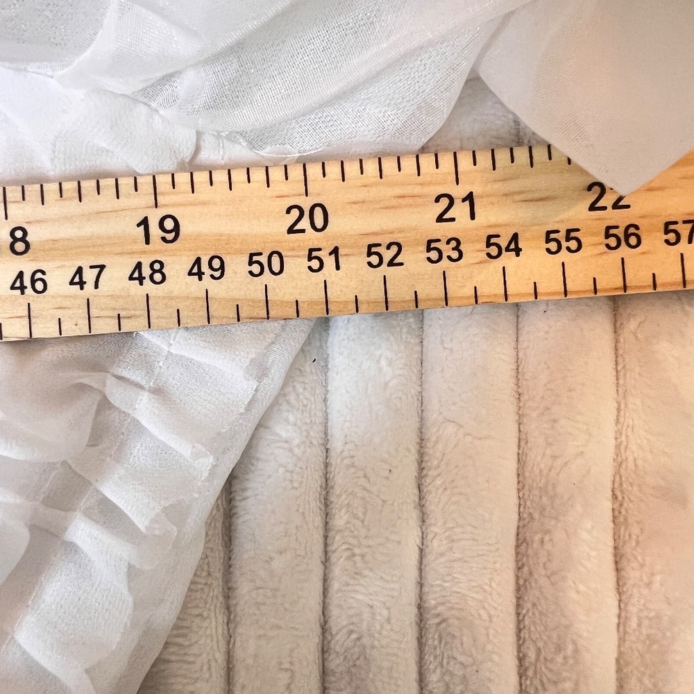 Smocked White Ruffle Puff-Sleeve Blouse - Picture 10 of 12